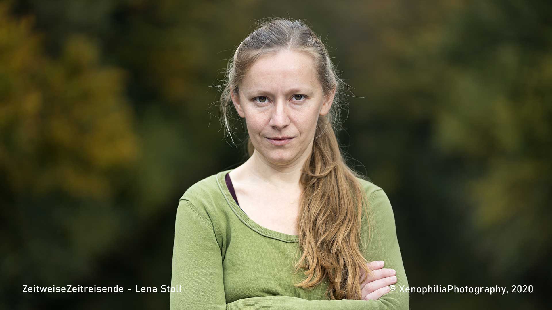 Lena Stoll, Schauspielerin Schauspielportrait Foto ©XenophiliaPhotography ZeitweiseZeitreisende die Agentur fuer Schauspiel in Baden-Wuerttemberg