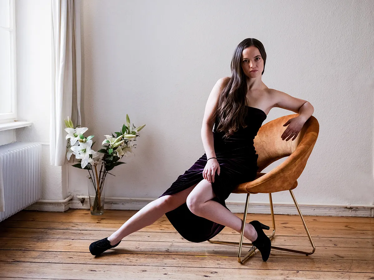 Schauspielerin Theresa Kempf – Portrait, Ensemble ZeitweiseZeitreisende.